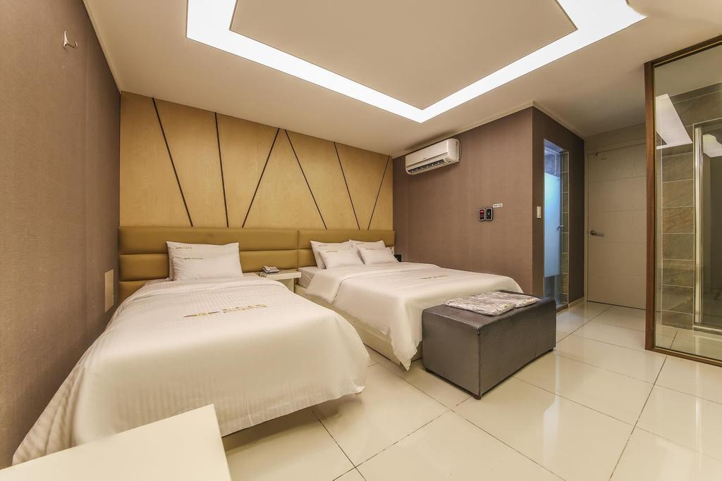 Richi Hotel Сувон Екстер'єр фото