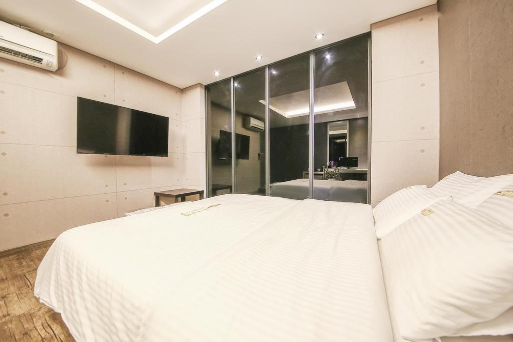 Richi Hotel Сувон Екстер'єр фото