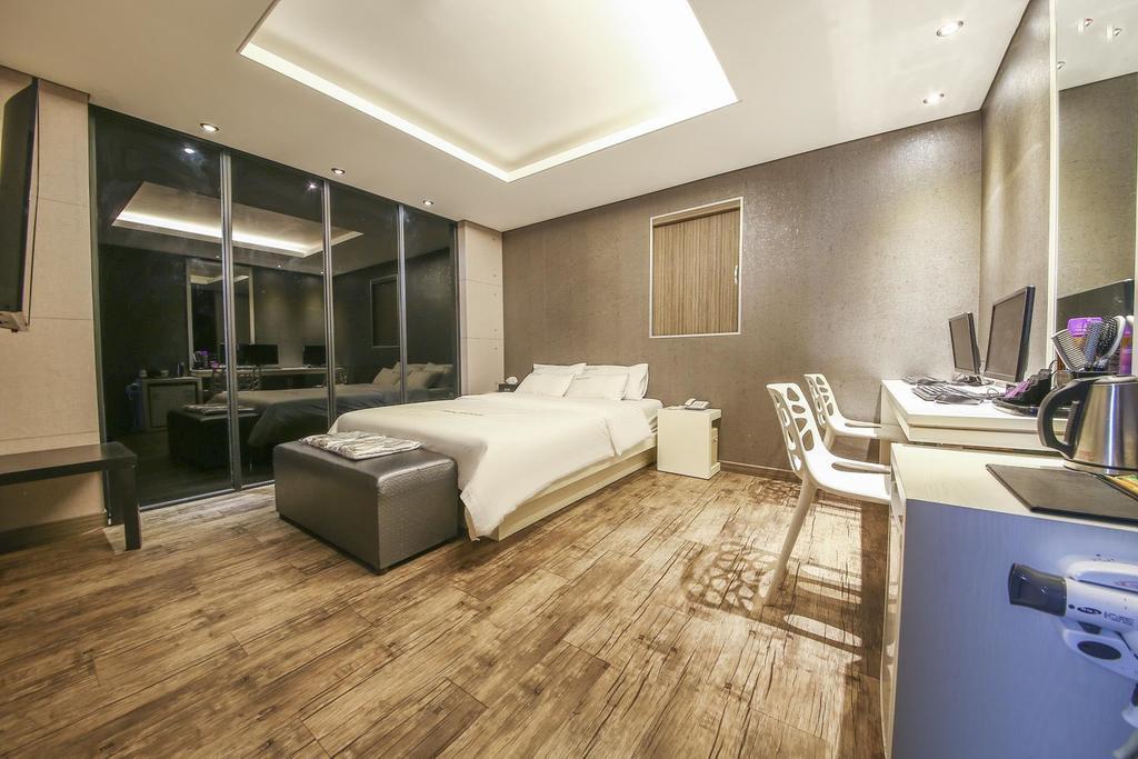 Richi Hotel Сувон Екстер'єр фото