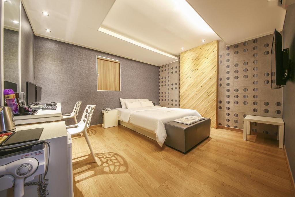 Richi Hotel Сувон Екстер'єр фото