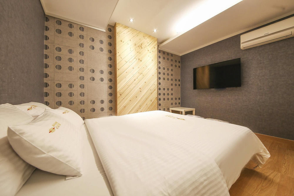 Richi Hotel Сувон Екстер'єр фото