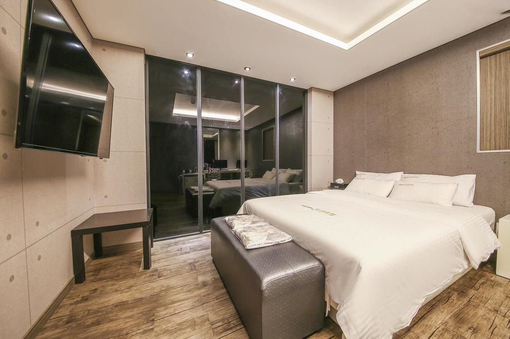 Richi Hotel Сувон Екстер'єр фото